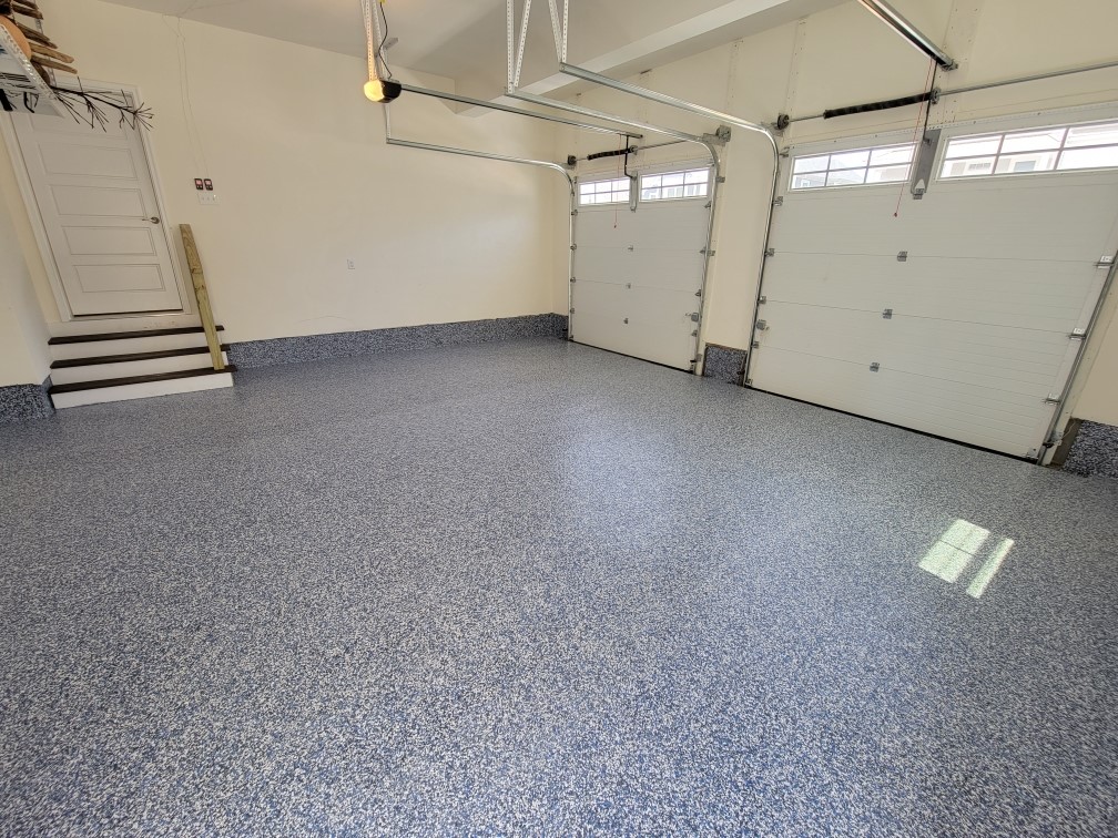 garage-expoxy-concrete-floor