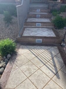 stamped-colored-bordered-walkway